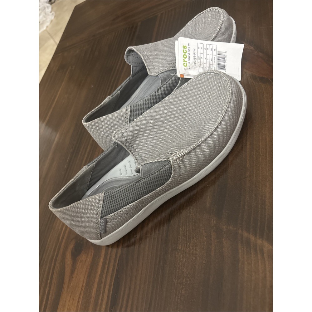 Crocs NWT Men's Santa Cruz Slip on Loafers Comfort and Lightweight Mens 7